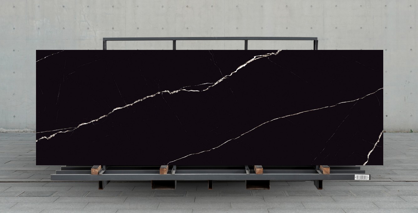 MARQUINA BLACK